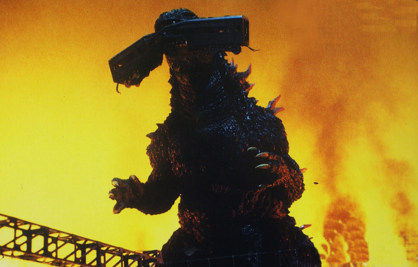 Годзилла против мехагодзиллы 1993. Мехагодзилла 1993. Годзилла 1993. Малыш годзилла 1993. Годзилла 1993.