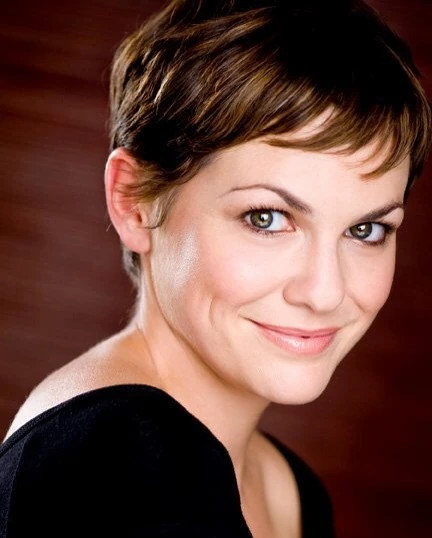 Larisa Oleynik | The Golden Throats Wiki | FANDOM powered by Wikia