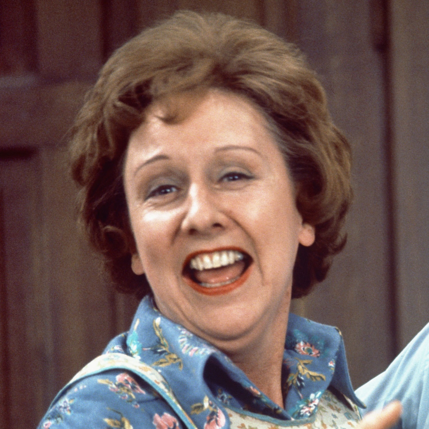 Jean Stapleton The Golden Throats Wiki FANDOM powered by Wikia