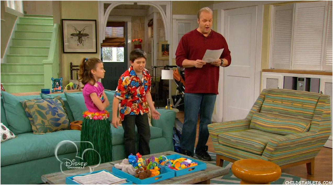 Charlie In Charge Good Luck Charlie Wiki Fandom