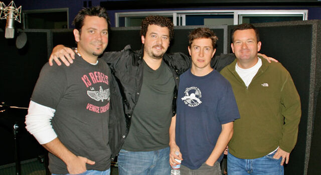 File:Slider-crew.jpg