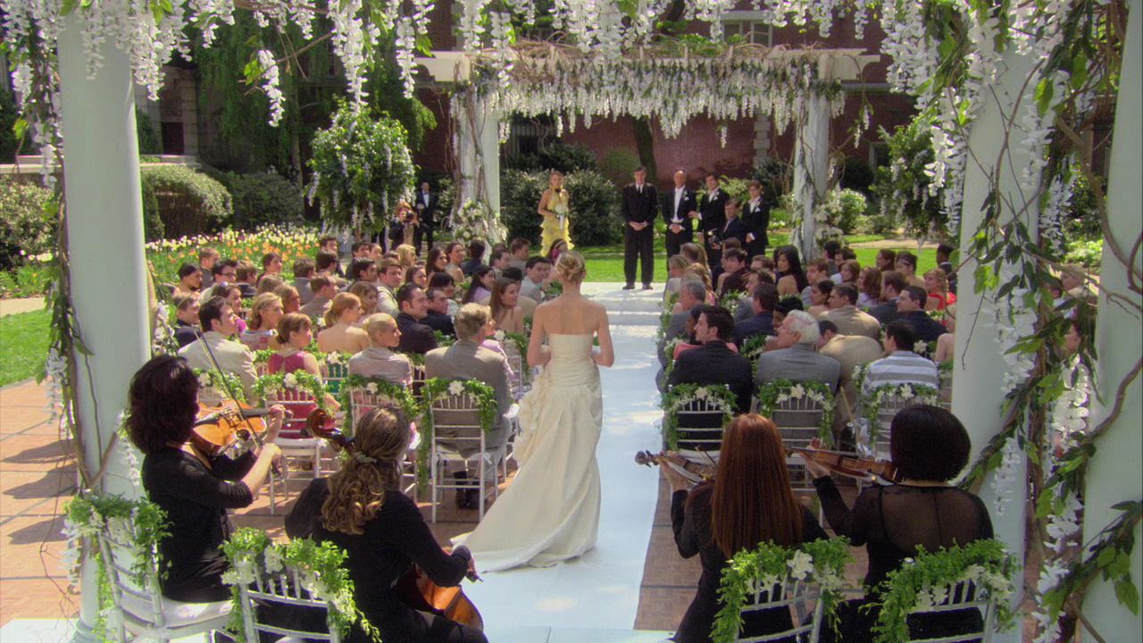 https://vignette.wikia.nocookie.net/gossipgirl/images/6/61/118GossipGirl0674.jpg/revision/latest?cb=20150806071520
