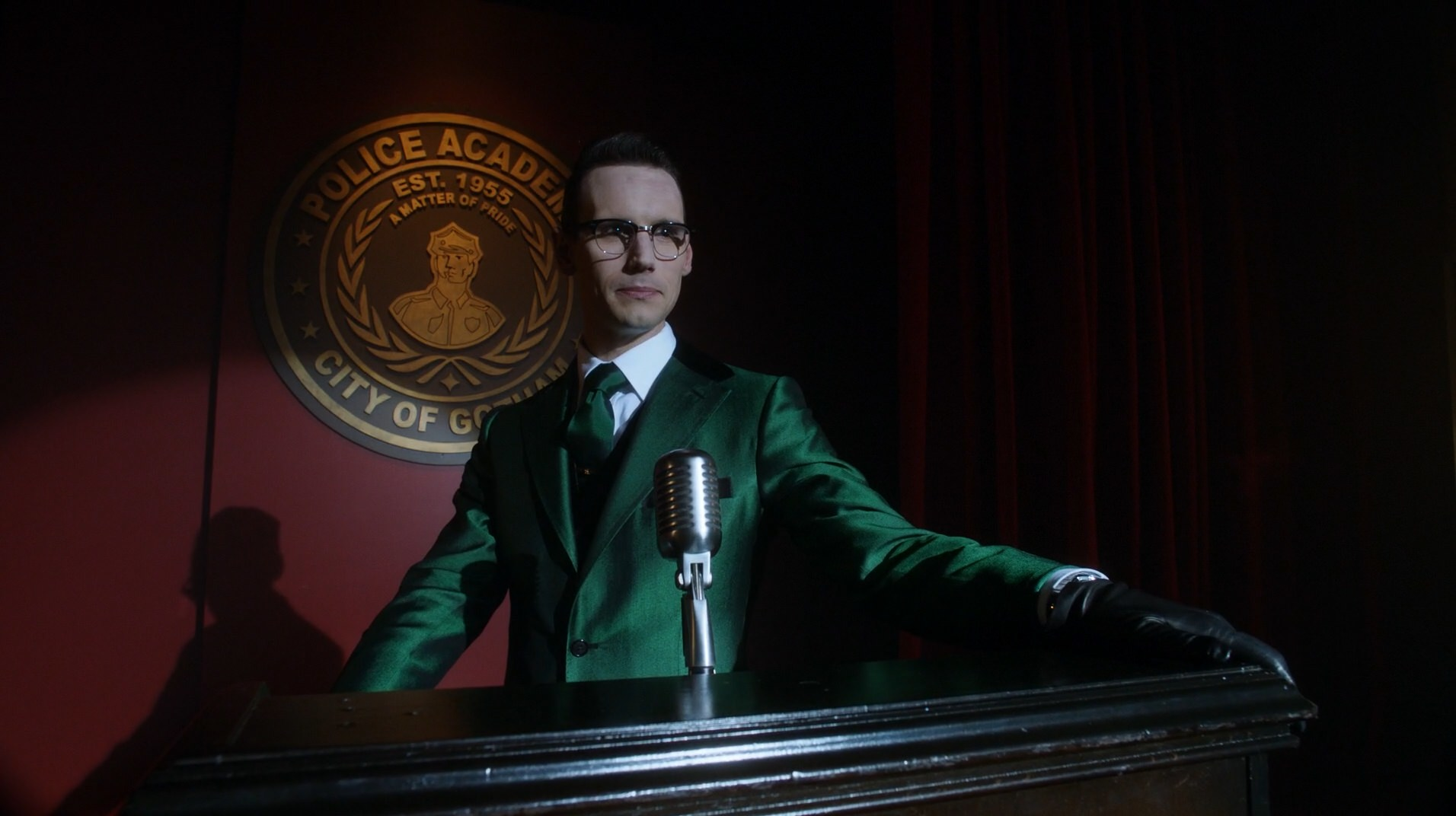 Heroes Rise: How the Riddler Got His Name | Gotham Wiki | FANDOM powered by Wikia