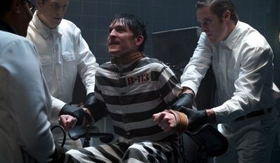 Gotham-213-1-600x349
