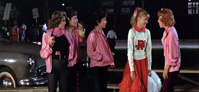 Archivo:Sandy y las chicas.jpg