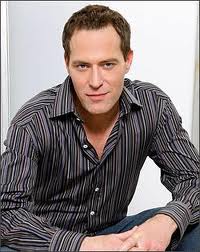 RobertBogue-VoiceActor