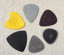 Guitar picks-KayEss-1