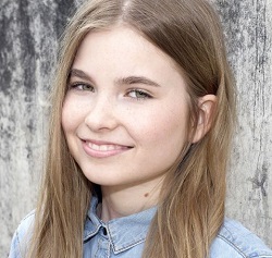 Charlott Reschke Charlott Reschke