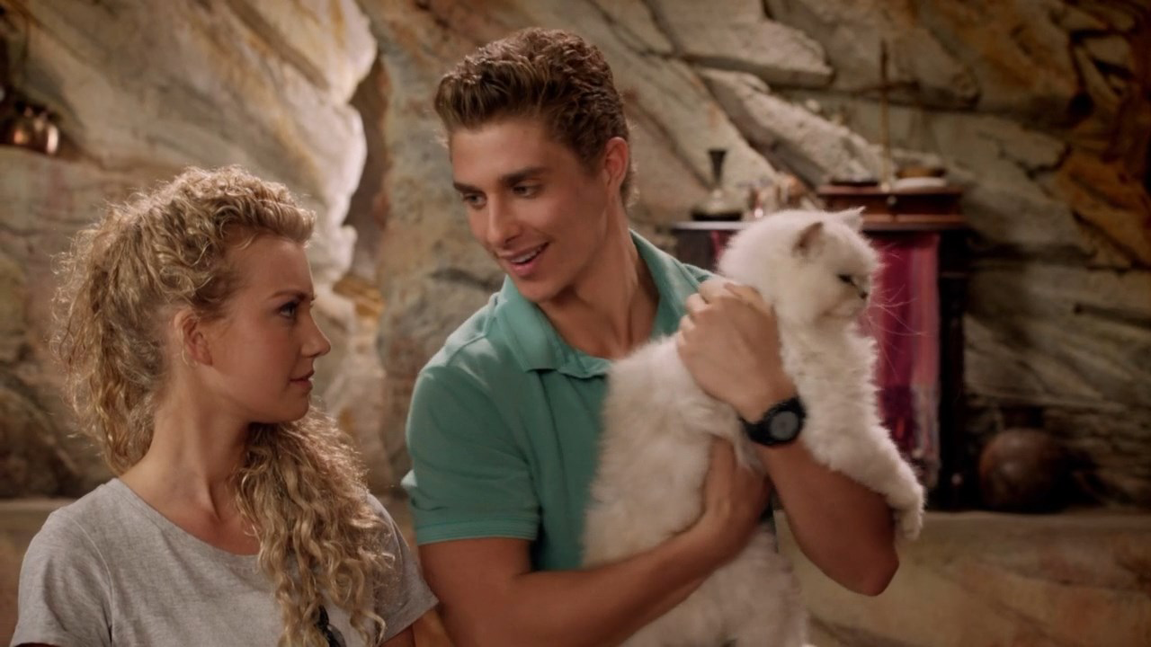 H2O cast dating