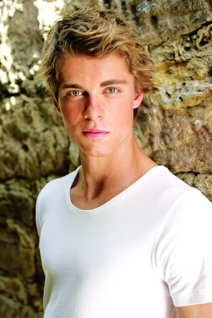 Image LukeMitchell0269resize.jpg H2O Just Add Water Image LukeMitchell0269resize.jpg H2O Just Add Water