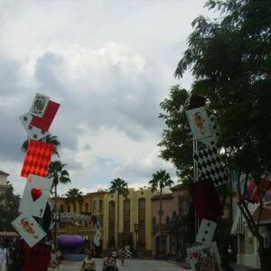 Asylum In Wonderland Halloween Horror Nights Wiki Fandom