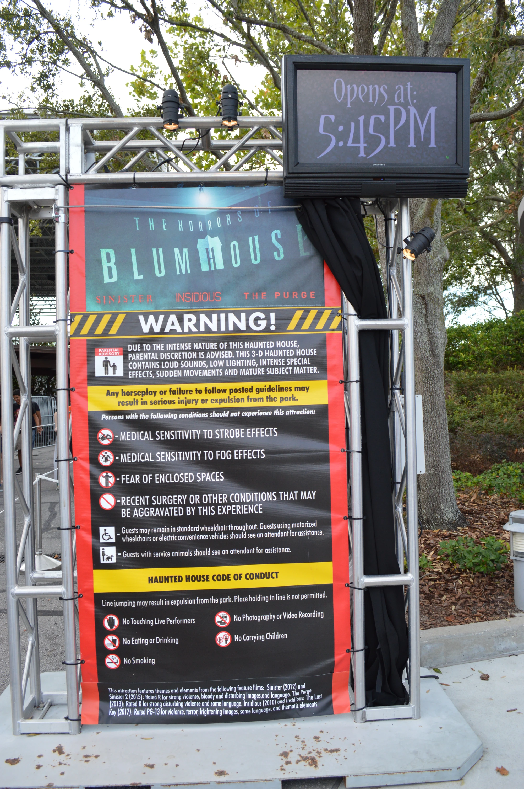 blumhouse halloween horror nights