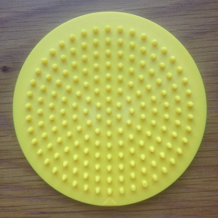 Image Yellow pegboard.jpg Hama bead Wiki FANDOM powered by Wikia