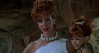 who played wilma in the flintstones movie