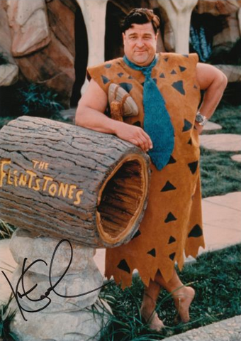 who played fred flintstone in the film
