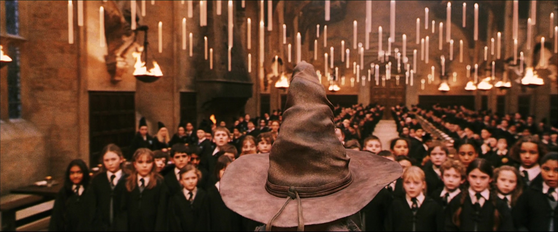 Большой зал Хогвартса из Гарри Поттера и философский камень