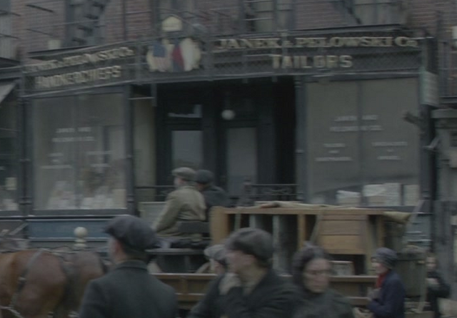 File:Janer&Pelowski.png