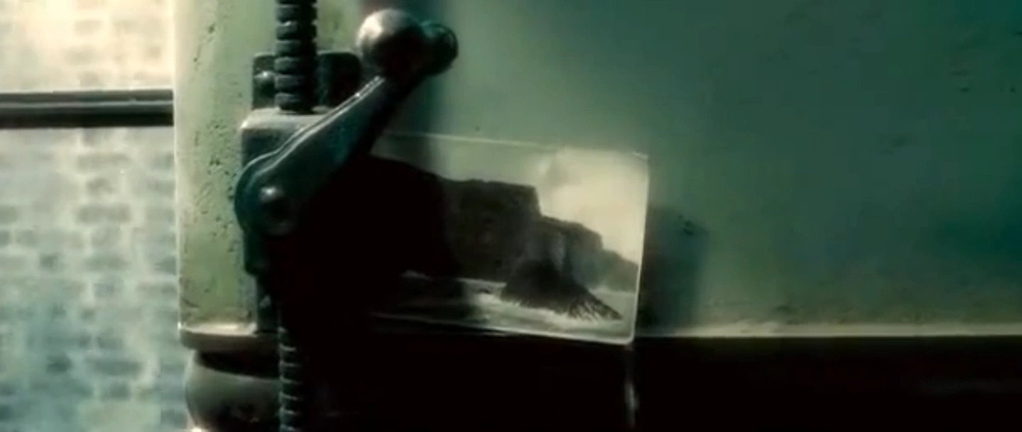 Image Crystal Cave picture at Wool's orphanage.png Harry Potter