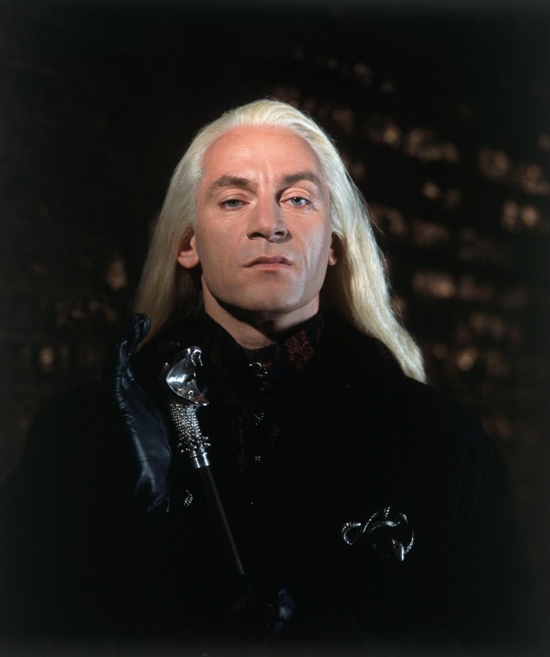 https://vignette.wikia.nocookie.net/harrypotter/images/5/5a/PromoHP2_Lucius_Malfoy.jpg/revision/latest?cb=20150721122626&path-prefix=ru
