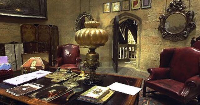 Image - Lockhart DADA office.jpg | Harry Potter Wiki | FANDOM powered Image - Lockhart DADA office.jpg | Harry Potter Wiki | FANDOM powered