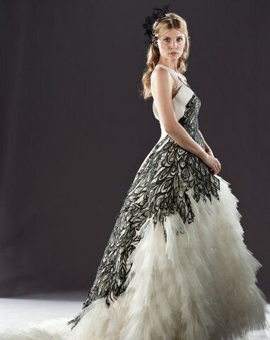 File:Fleur Delacour's wedding dress.jpg