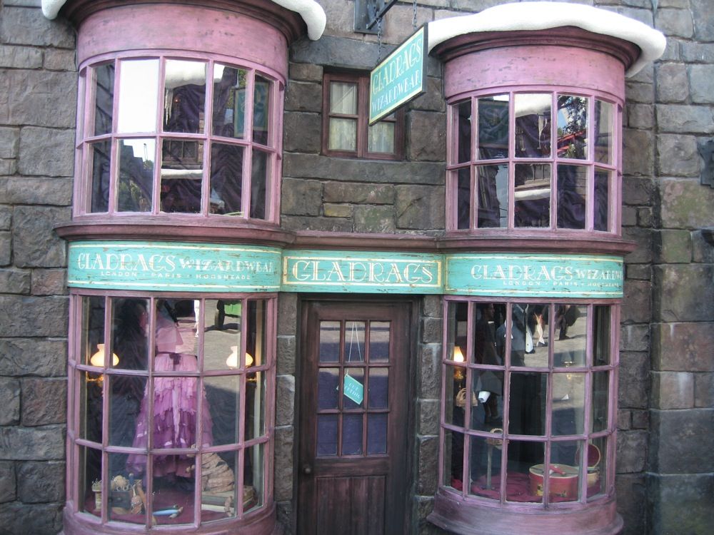 Gladrags Wizardwear Harry Potter Wiki Fandom Ed By Wikia Gladrags Wizardwear