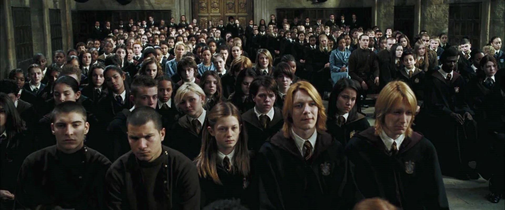 Image Students at memorial.jpg Harry Potter Wiki FANDOM powered