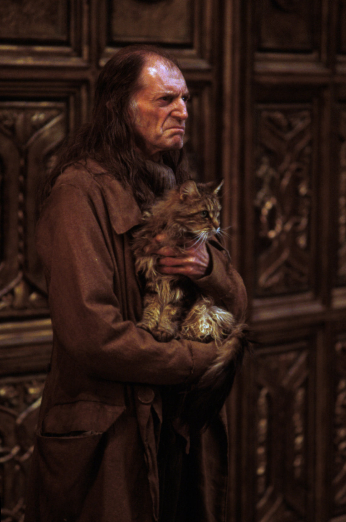 Изображение HP1 Argus Filch Mrs Norris.jpg Гарри Поттер вики FANDOM powered by Wikia