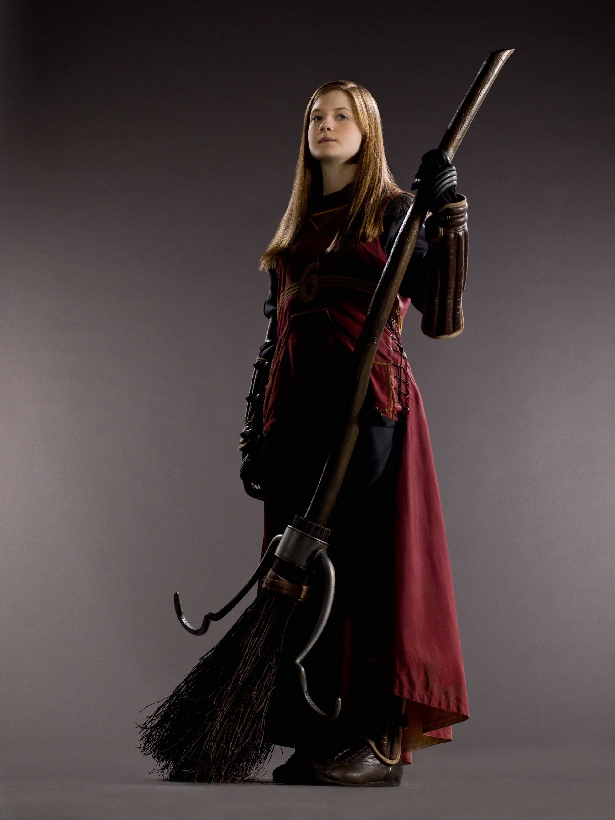 Изображение Ginny Weasley (HBP promo) 3.jpg Гарри Поттер вики FANDOM powered by Wikia