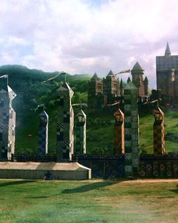 Terrain De Quidditch De Poudlard Wiki Harry Potter Fandom