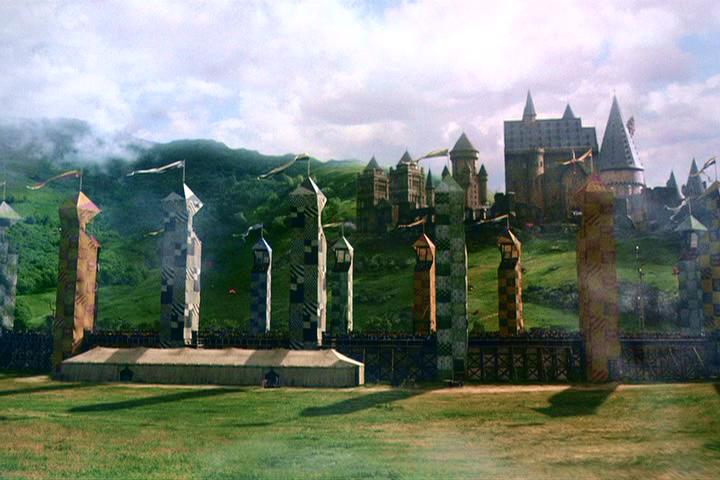 Terrain de Quidditch de Poudlard | Wiki Harry Potter | Fandom