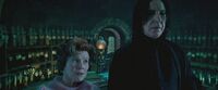 Umbridge inspecinando Snape