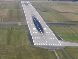 Reefs District Airport