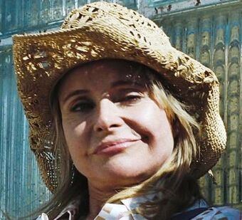 Gloria Sullivan Headhunter S Horror House Wiki Fandom