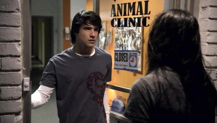 Image - Teen Wolf 1x01 011.jpg | Headhunter's Horror House Wiki
