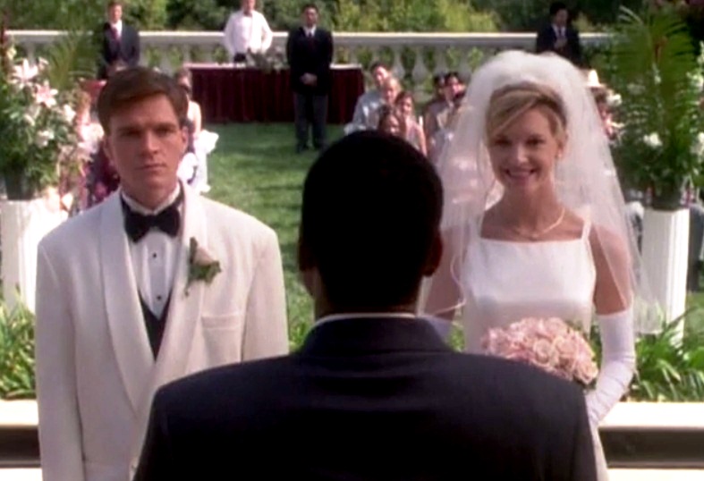 https://vignette.wikia.nocookie.net/headhuntershorrorhouse/images/f/f7/Charmed_1x06_001.jpg/revision/latest?cb=20150225193437