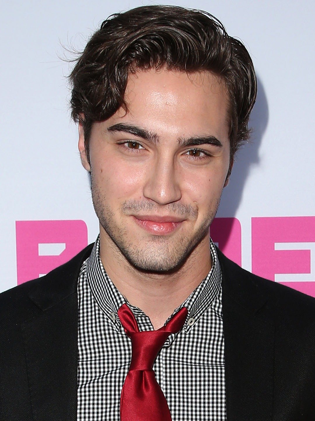 Ryan McCartan Heathers Wiki FANDOM powered by Wikia