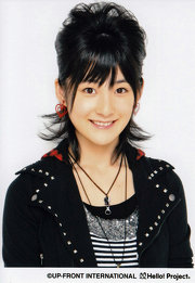 180px-Momo002