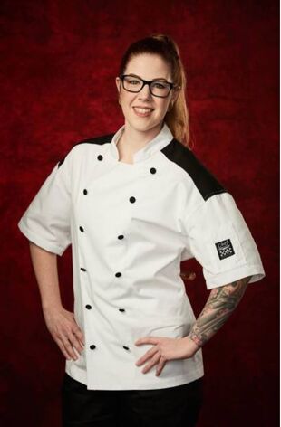 Elizabeth "Gizzy" Barton | Hells Kitchen Wiki | FANDOM powered by Wikia