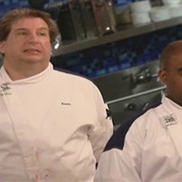 Episode 202 11 Chefs Hells Kitchen Wiki Fandom