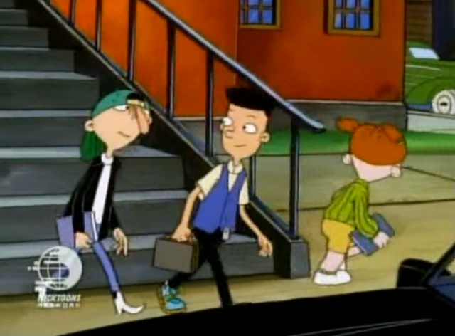 File:Sid and Lorenzo walking together.png