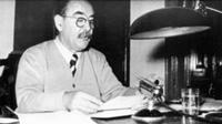 Imre Nagy odczytuje proklamację rządową