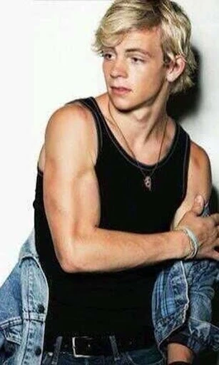 Image - Ross-lynch-wallpapers-2014-1-1-s-307x512.jpg | Hogwarts Role