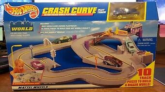 hot wheels crash curve