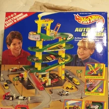 hot wheels super electronic garage