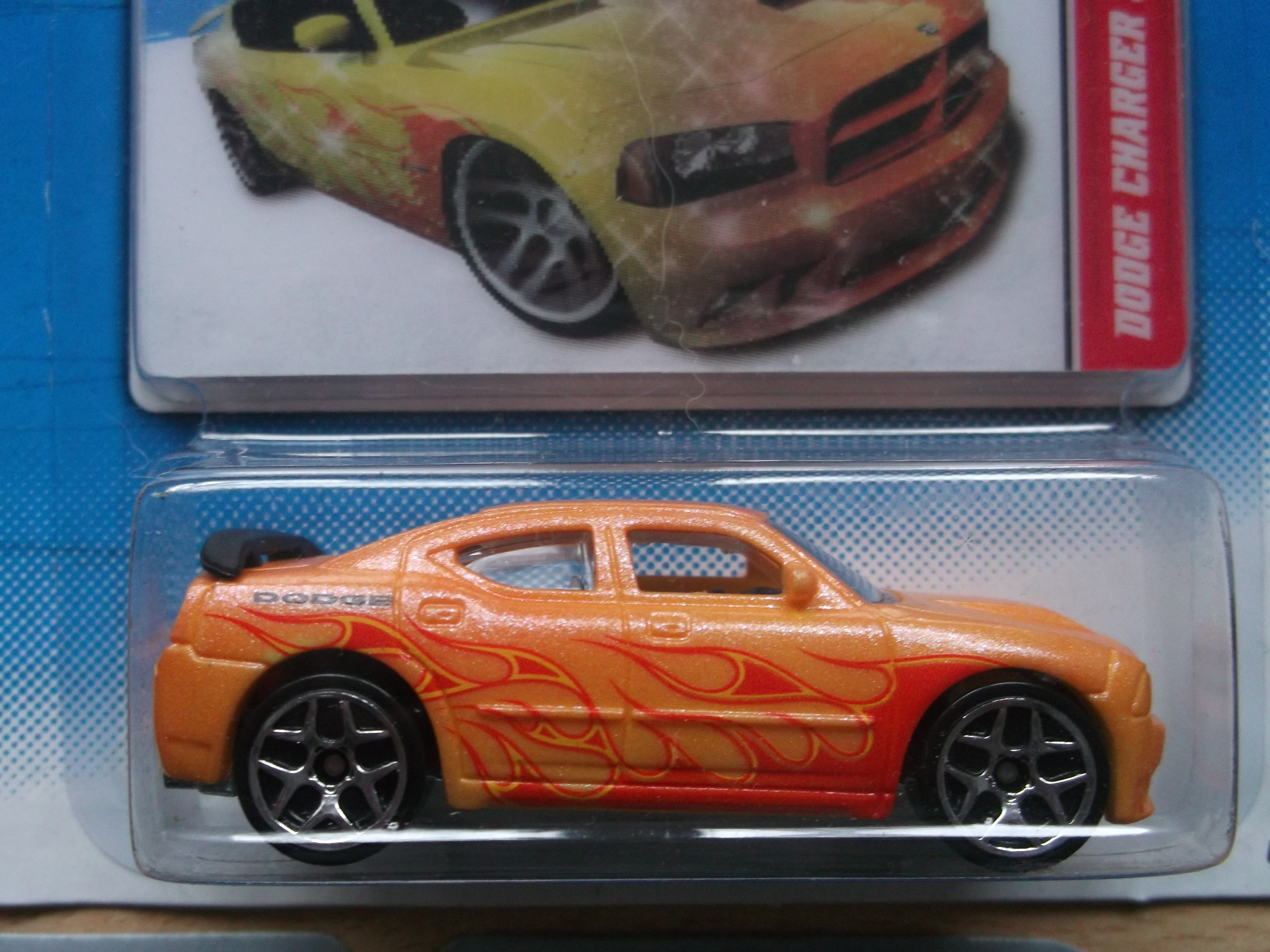 hot wheels dodge charger srt8