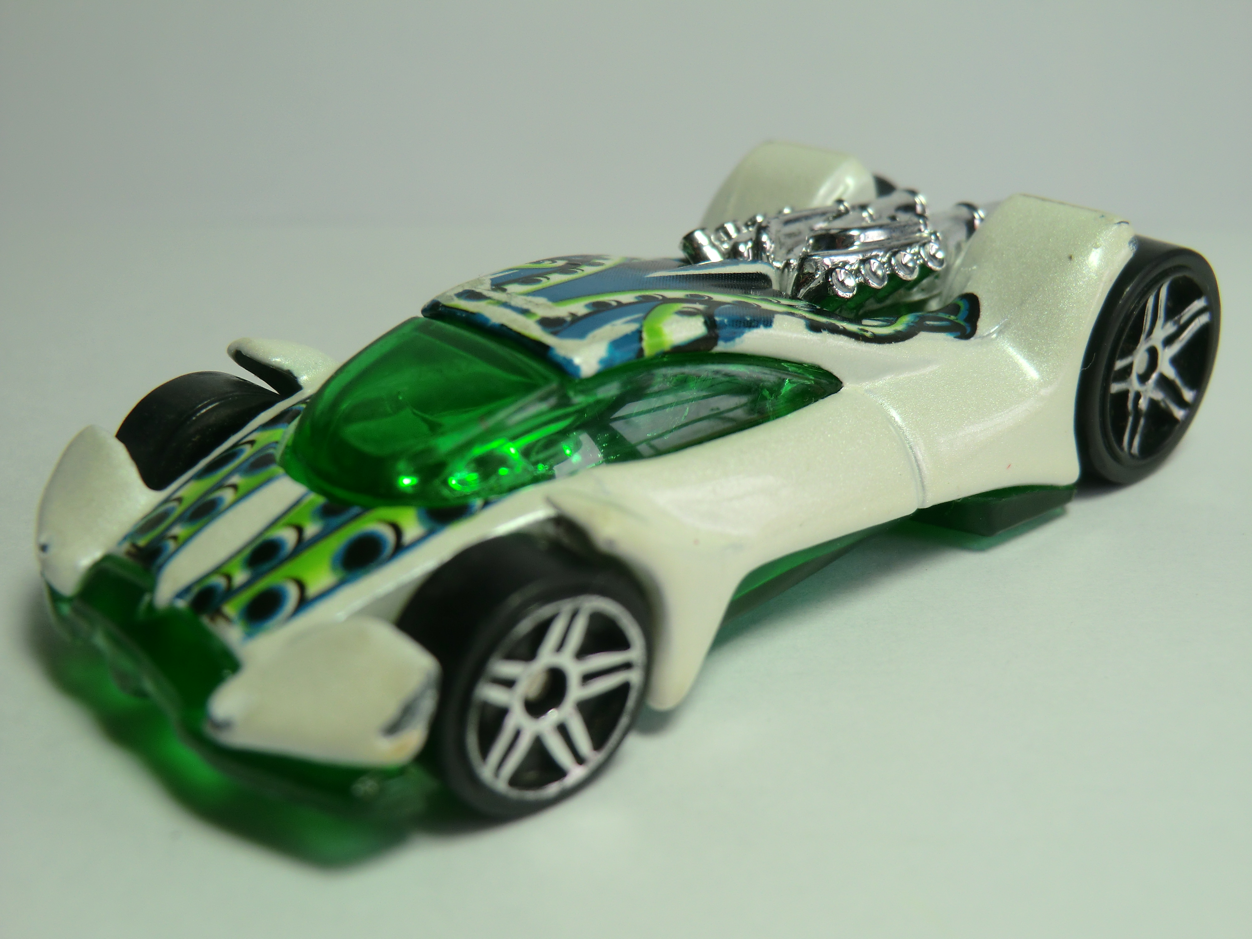 hot wheels vulture
