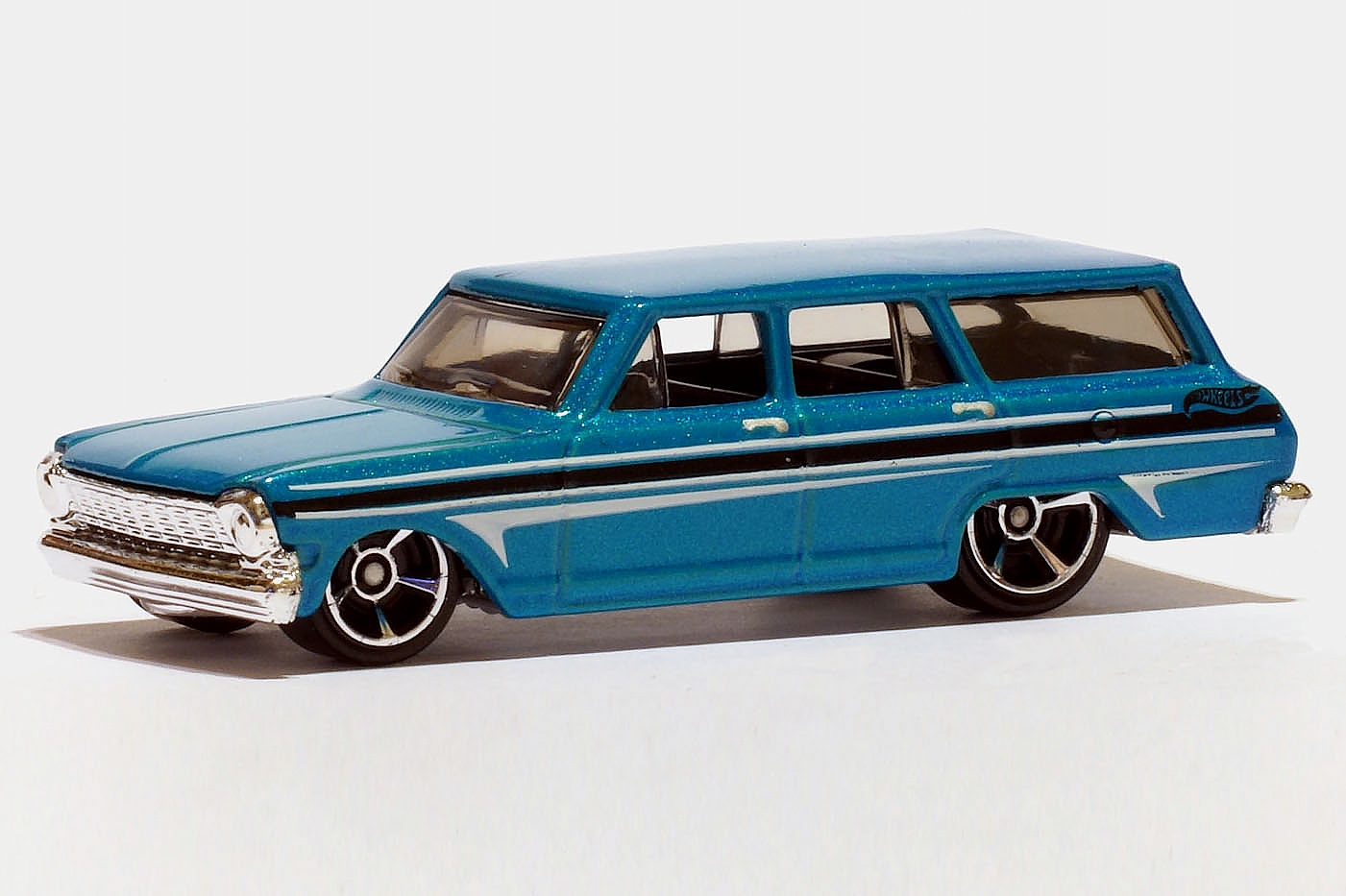 hot wheels station wagon