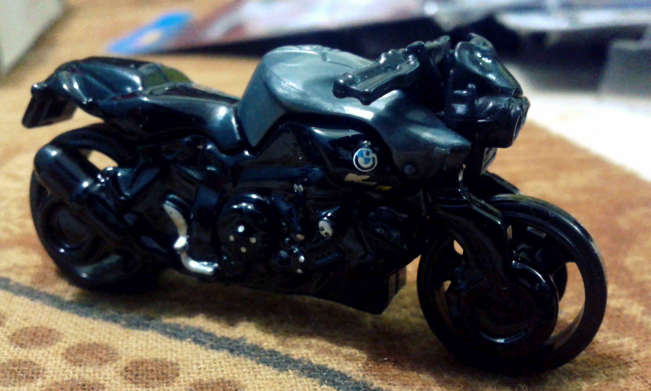 hot wheels bmw motorcycle