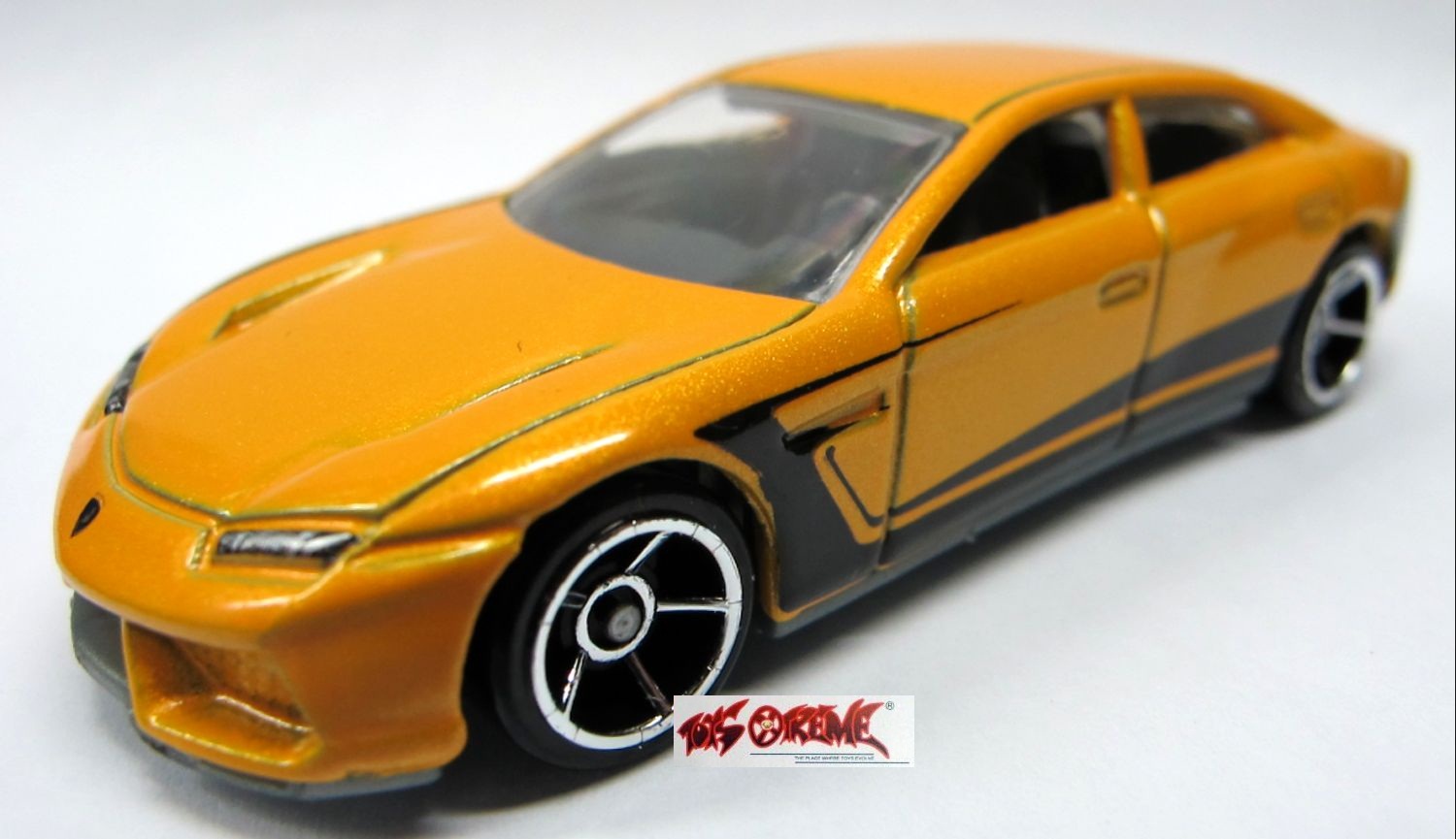 Lamborghini estoque hot wheels